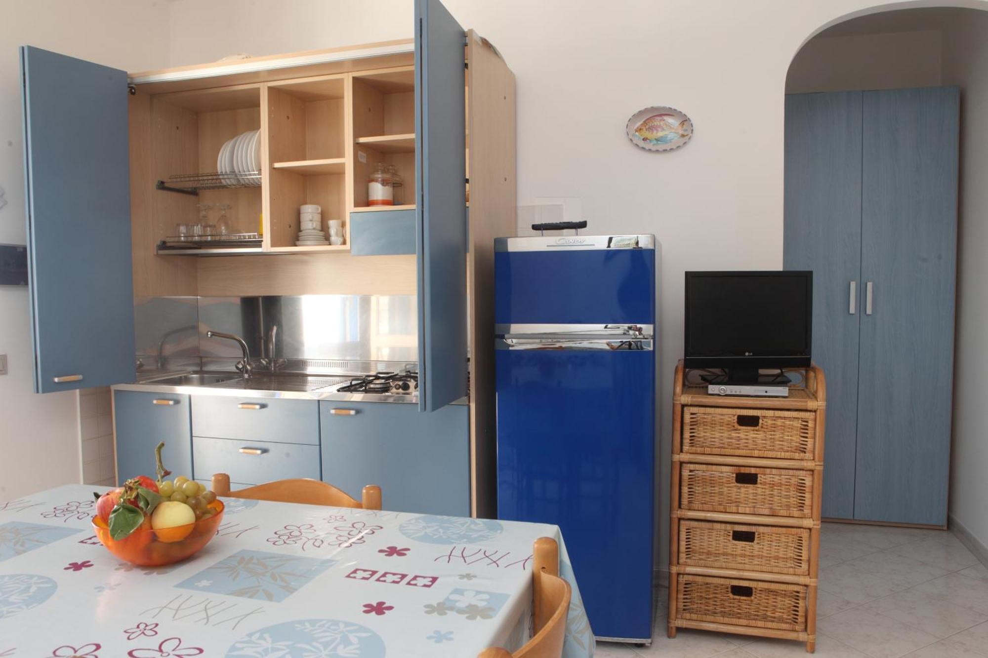 Hotel Residence La Villetta Canneto  Room photo