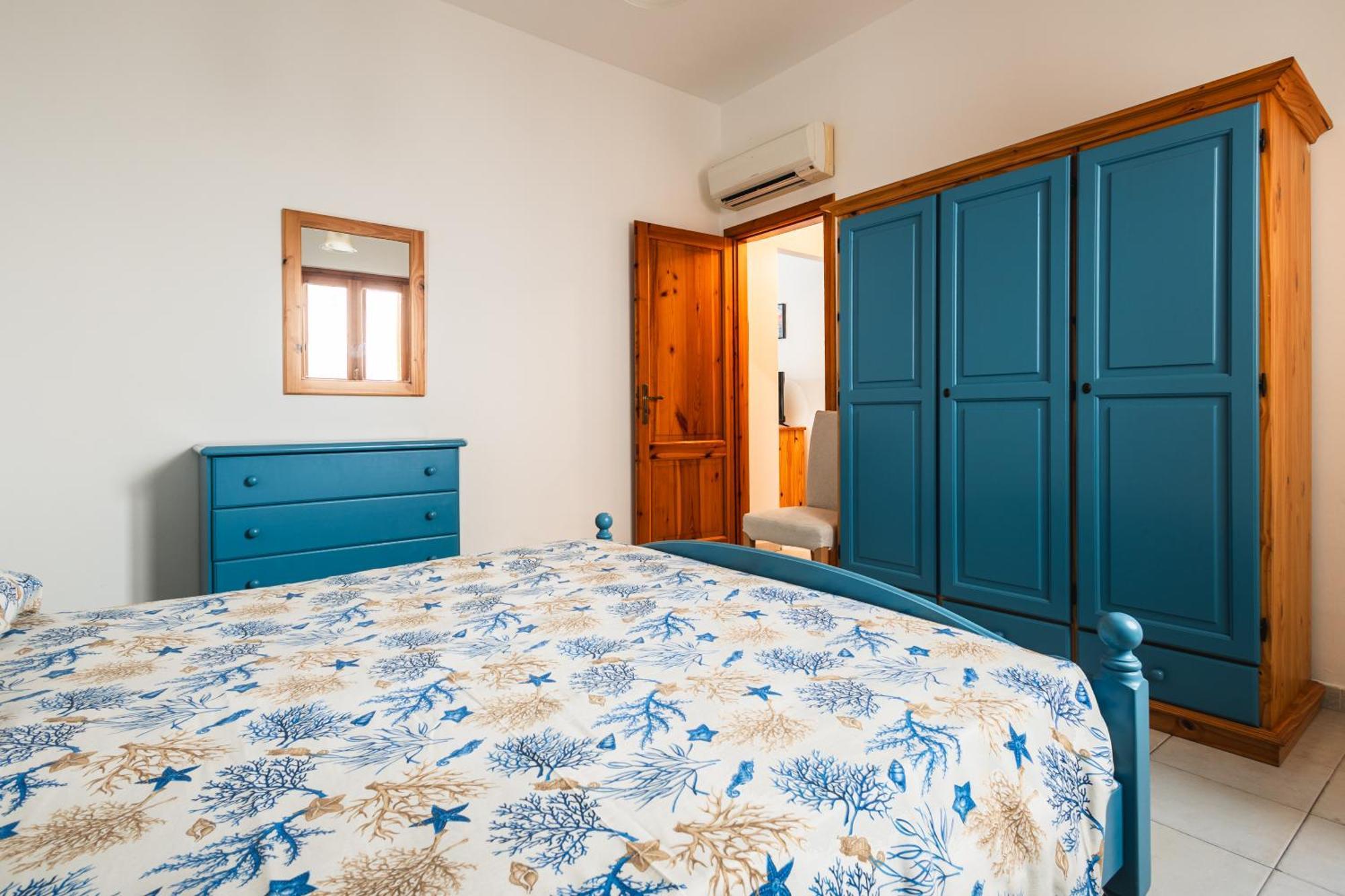 Hotel Residence La Villetta Canneto  Room photo